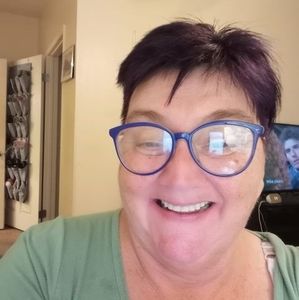 Meet your Posher, Opal